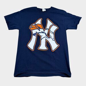 Denver Broncos NY Yankees Mashup Shirt Mens Medium Navy Blue Custom